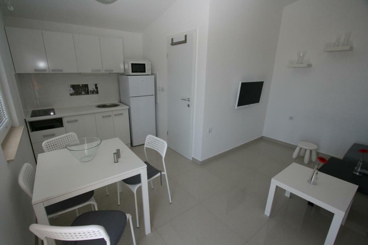 Apartmani Popovic ニン エクステリア 写真