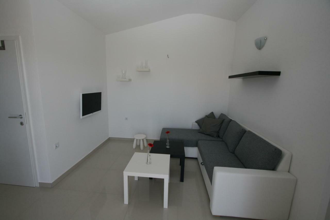 Apartmani Popovic ニン エクステリア 写真