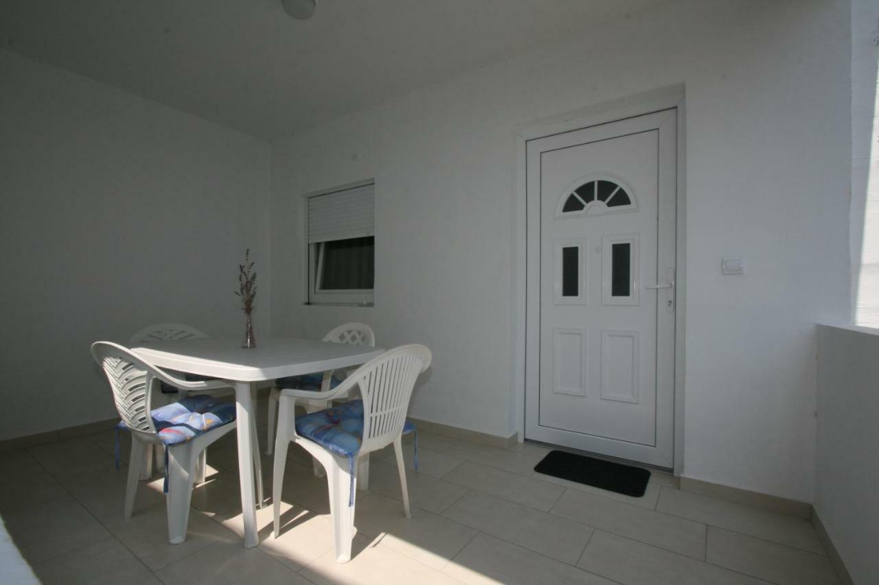 Apartmani Popovic ニン エクステリア 写真