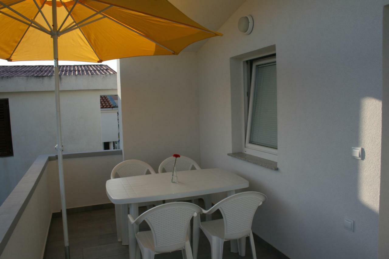 Apartmani Popovic ニン エクステリア 写真